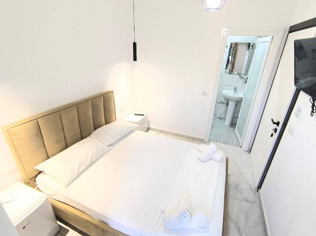 Sunset Hotel 3*